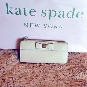 Kate Spade Bow Zip Top Wallet